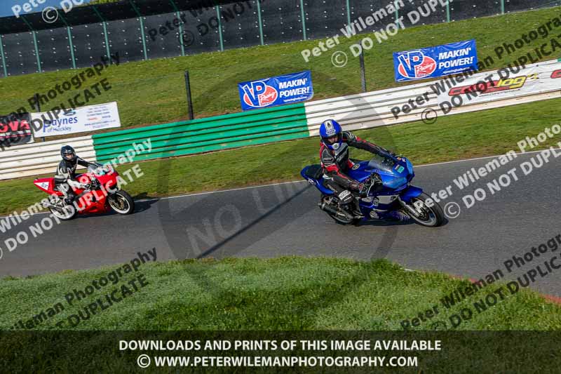 PJM Wedding Photography;enduro digital images;event digital images;eventdigitalimages;mallory park;mallory park photographs;mallory park trackday;mallory park trackday photographs;no limits trackdays;peter wileman photography;racing digital images;trackday digital images;trackday photos